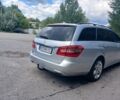 Сірий Мерседес 220, об'ємом двигуна 2.1 л та пробігом 506 тис. км за 11200 $, фото 1 на Automoto.ua