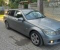 Сірий Мерседес 220, об'ємом двигуна 2.2 л та пробігом 402 тис. км за 7200 $, фото 1 на Automoto.ua