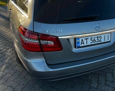 Мерседес 220 2011 в Коломые на Automoto.ua Серый Мерседес 220, объемом двигателя 2.1 л и пробегом 310 тыс. км за 11000 $, фото 8 на Automoto.ua