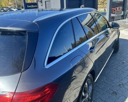 Серый Мерседес 220, объемом двигателя 2.2 л и пробегом 260 тыс. км за 17100 $, фото 4 на Automoto.ua