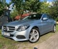 Серый Мерседес 220, объемом двигателя 2.1 л и пробегом 226 тыс. км за 19100 $, фото 1 на Automoto.ua