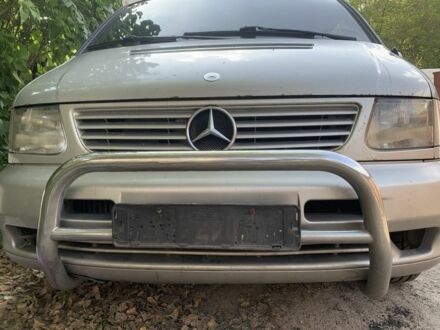 Серый Мерседес 220, объемом двигателя 2.2 л и пробегом 3 тыс. км за 4730 $, фото 1 на Automoto.ua