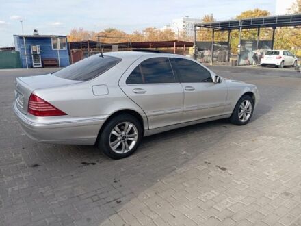 Мерседес 220 2000 у Запоріжжя на Automoto.ua Сірий Мерседес 220, об'ємом двигуна 3.2 л та пробігом 450 тис. км за 5300 $, фото 1 на Automoto.ua