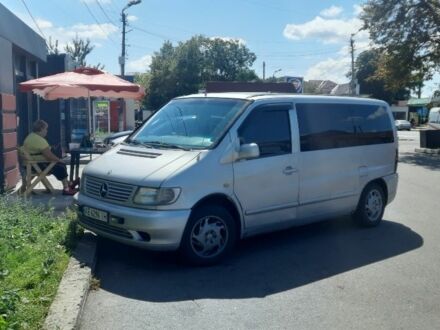 Серый Мерседес 220, объемом двигателя 2.1 л и пробегом 610 тыс. км за 3000 $, фото 1 на Automoto.ua