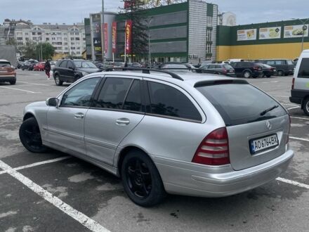 Мерседес 220 2001 у Івано-Франківську на Automoto.ua Сірий Мерседес 220, об'ємом двигуна 2.1 л та пробігом 362 тис. км за 3700 $, фото 1 на Automoto.ua