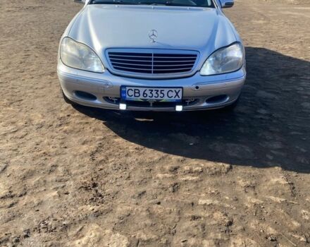 Серый Мерседес 220, объемом двигателя 3.2 л и пробегом 312 тыс. км за 4000 $, фото 1 на Automoto.ua