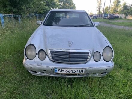 Мерседес 220 2002 в Барановке на Automoto.ua Серый Мерседес 220, объемом двигателя 2.1 л и пробегом 350 тыс. км за 1500 $, фото 1 на Automoto.ua