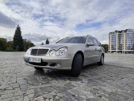 Мерседес 220 2004 в Кременчуге на Automoto.ua Серый Мерседес 220, объемом двигателя 2.1 л и пробегом 170 тыс. км за 7300 $, фото 1 на Automoto.ua