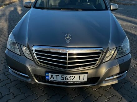Мерседес 220 2011 в Коломые на Automoto.ua Серый Мерседес 220, объемом двигателя 2.1 л и пробегом 310 тыс. км за 11000 $, фото 1 на Automoto.ua