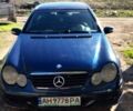 Синий Мерседес 220, объемом двигателя 2.1 л и пробегом 200 тыс. км за 2900 $, фото 6 на Automoto.ua