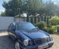 Синий Мерседес 220, объемом двигателя 0 л и пробегом 490 тыс. км за 3103 $, фото 1 на Automoto.ua