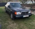 Синій Мерседес 220, об'ємом двигуна 2.2 л та пробігом 3 тис. км за 2000 $, фото 2 на Automoto.ua