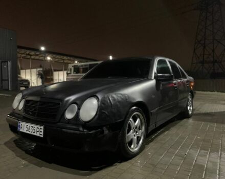 Синій Мерседес 220, об'ємом двигуна 2 л та пробігом 350 тис. км за 2450 $, фото 3 на Automoto.ua