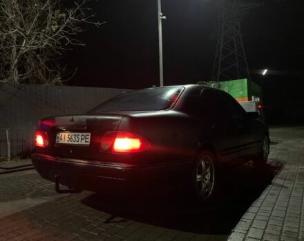 Синій Мерседес 220, об'ємом двигуна 2 л та пробігом 350 тис. км за 2450 $, фото 1 на Automoto.ua