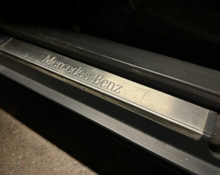 Синий Мерседес 220, объемом двигателя 4.3 л и пробегом 19 тыс. км за 3999 $, фото 6 на Automoto.ua