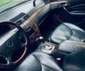 Синій Мерседес 220, об'ємом двигуна 4.3 л та пробігом 250 тис. км за 3500 $, фото 8 на Automoto.ua