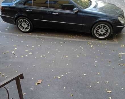 Синий Мерседес 220, объемом двигателя 2.1 л и пробегом 425 тыс. км за 6999 $, фото 6 на Automoto.ua