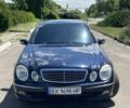Синій Мерседес 220, об'ємом двигуна 2.1 л та пробігом 290 тис. км за 6700 $, фото 1 на Automoto.ua