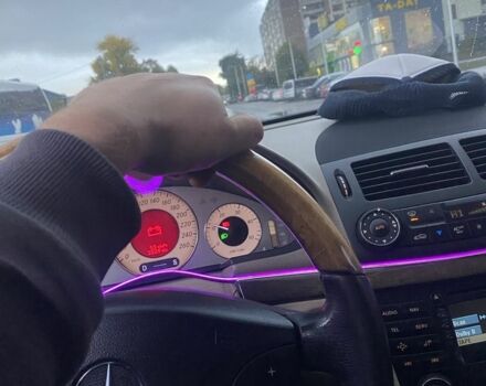 Синий Мерседес 220, объемом двигателя 2.1 л и пробегом 197 тыс. км за 11000 $, фото 5 на Automoto.ua