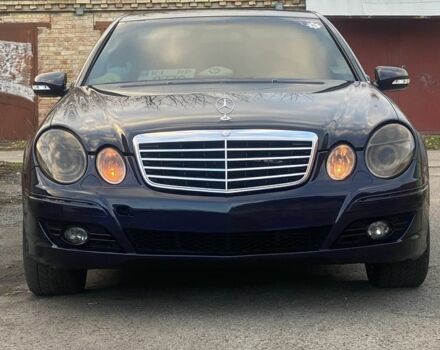 Синий Мерседес 220, объемом двигателя 2.1 л и пробегом 197 тыс. км за 11000 $, фото 2 на Automoto.ua