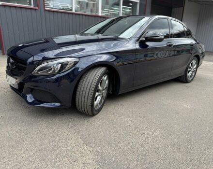 Синий Мерседес 220, объемом двигателя 2.2 л и пробегом 134 тыс. км за 22300 $, фото 8 на Automoto.ua