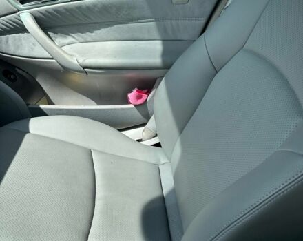 Синий Мерседес 220, объемом двигателя 2.1 л и пробегом 518 тыс. км за 4659 $, фото 8 на Automoto.ua