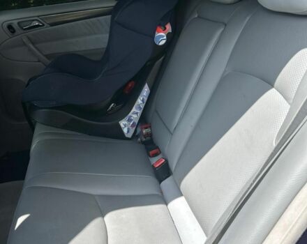 Синий Мерседес 220, объемом двигателя 2.1 л и пробегом 518 тыс. км за 4659 $, фото 12 на Automoto.ua