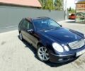 Синий Мерседес 220, объемом двигателя 2.1 л и пробегом 350 тыс. км за 7800 $, фото 1 на Automoto.ua