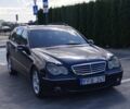 Синій Мерседес 220, об'ємом двигуна 0 л та пробігом 345 тис. км за 1750 $, фото 1 на Automoto.ua
