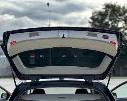 Синий Мерседес 220, объемом двигателя 2.1 л и пробегом 265 тыс. км за 10900 $, фото 12 на Automoto.ua