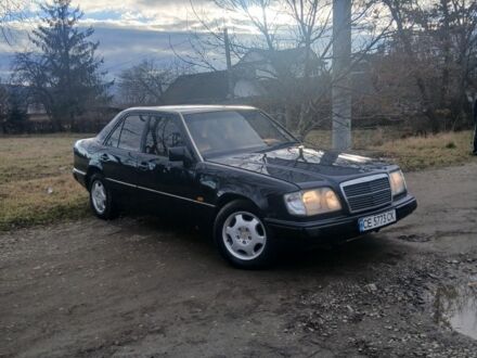 Синій Мерседес 220, об'ємом двигуна 2.2 л та пробігом 2 тис. км за 1500 $, фото 1 на Automoto.ua