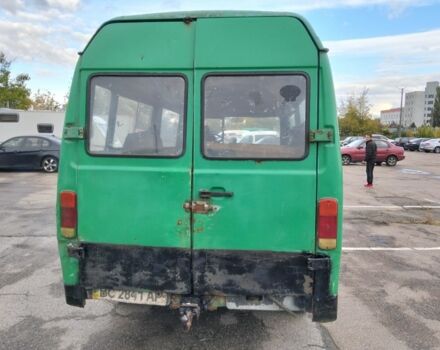 Зеленый Мерседес 220, объемом двигателя 0 л и пробегом 266 тыс. км за 799 $, фото 4 на Automoto.ua