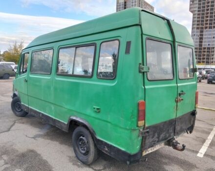 Зеленый Мерседес 220, объемом двигателя 0 л и пробегом 266 тыс. км за 799 $, фото 6 на Automoto.ua