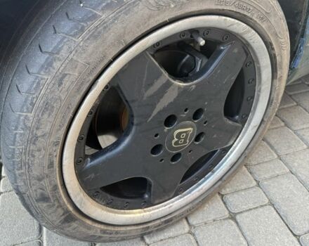 Зеленый Мерседес 220, объемом двигателя 2.2 л и пробегом 450 тыс. км за 1800 $, фото 4 на Automoto.ua