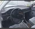 Белый Мерседес 230, объемом двигателя 2.3 л и пробегом 530 тыс. км за 2200 $, фото 5 на Automoto.ua