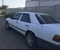 Белый Мерседес 230, объемом двигателя 2.3 л и пробегом 530 тыс. км за 2200 $, фото 2 на Automoto.ua
