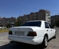 Білий Мерседес 230, об'ємом двигуна 2.3 л та пробігом 300 тис. км за 2500 $, фото 2 на Automoto.ua