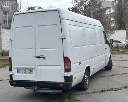 Білий Мерседес 230, об'ємом двигуна 2.1 л та пробігом 312 тис. км за 4900 $, фото 3 на Automoto.ua