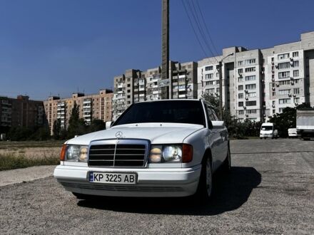 Мерседес 230 1985 у Запоріжжя на Automoto.ua Білий Мерседес 230, об'ємом двигуна 2.3 л та пробігом 300 тис. км за 2500 $, фото 1 на Automoto.ua