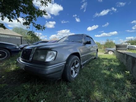 Мерседес 230 1986 у Вінниці на Automoto.ua Бежевий Мерседес 230, об'ємом двигуна 0 л та пробігом 455 тис. км за 950 $, фото 1 на Automoto.ua