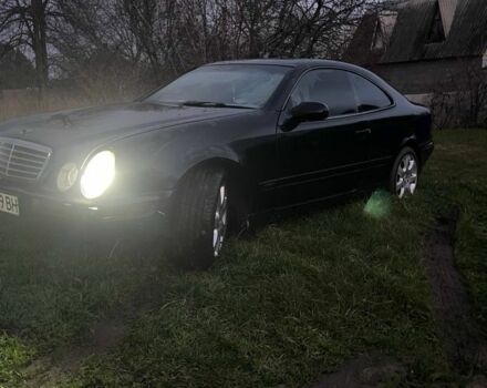 Черный Мерседес 230, объемом двигателя 2.3 л и пробегом 2 тыс. км за 2100 $, фото 2 на Automoto.ua