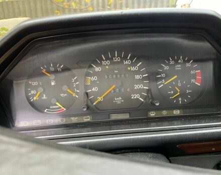 Чорний Мерседес 230, об'ємом двигуна 2.3 л та пробігом 508 тис. км за 1198 $, фото 12 на Automoto.ua