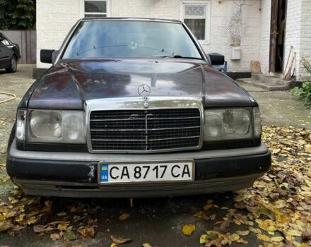 Чорний Мерседес 230, об'ємом двигуна 2.3 л та пробігом 508 тис. км за 1198 $, фото 1 на Automoto.ua