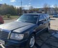 Чорний Мерседес 230, об'ємом двигуна 2.3 л та пробігом 3 тис. км за 1544 $, фото 4 на Automoto.ua