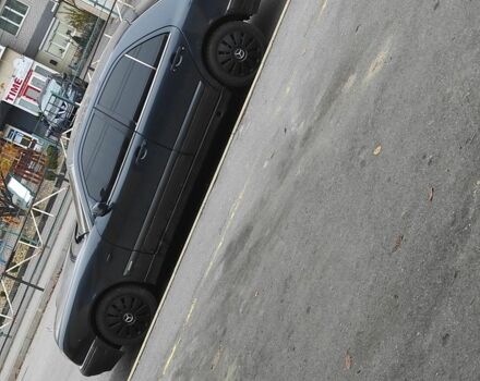 Черный Мерседес 230, объемом двигателя 2.3 л и пробегом 400 тыс. км за 4000 $, фото 1 на Automoto.ua