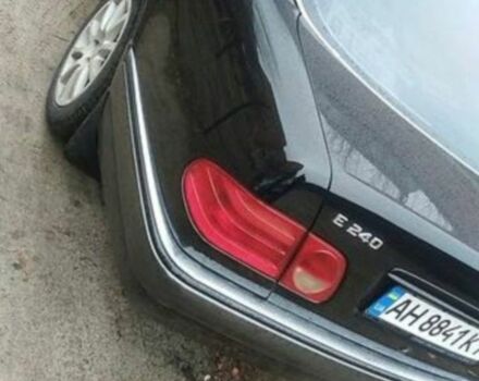 Черный Мерседес 230, объемом двигателя 2 л и пробегом 310 тыс. км за 4100 $, фото 4 на Automoto.ua