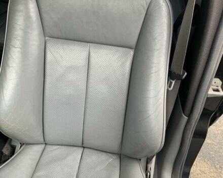 Чорний Мерседес 230, об'ємом двигуна 2.3 л та пробігом 505 тис. км за 3450 $, фото 6 на Automoto.ua