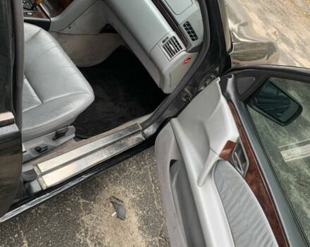 Чорний Мерседес 230, об'ємом двигуна 2.3 л та пробігом 505 тис. км за 3450 $, фото 7 на Automoto.ua