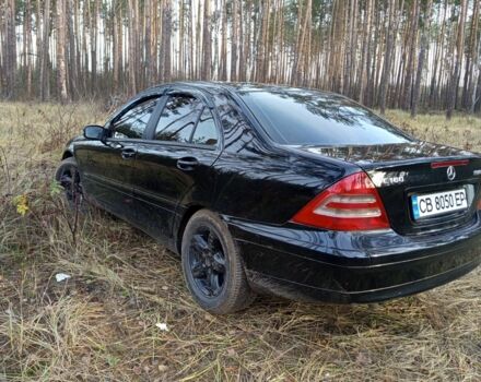 Черный Мерседес 230, объемом двигателя 1.8 л и пробегом 111 тыс. км за 4500 $, фото 2 на Automoto.ua
