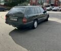 Чорний Мерседес 230, об'ємом двигуна 2.3 л та пробігом 440 тис. км за 2600 $, фото 1 на Automoto.ua